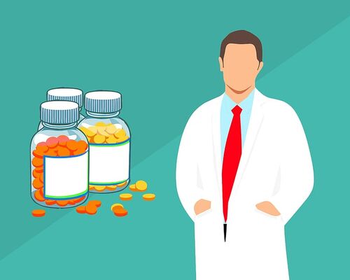 pharmacist-pharmacy-medicine-man